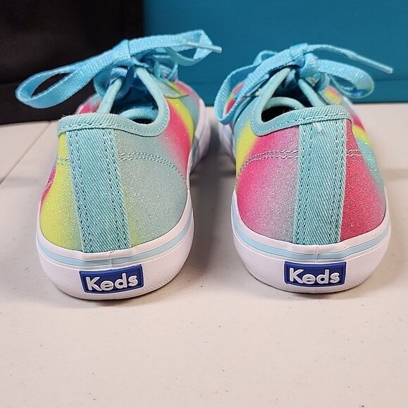 Ked's Kid's 4.5 Pastel Metallic Bright Sneaker - New - Picture 3 of 7